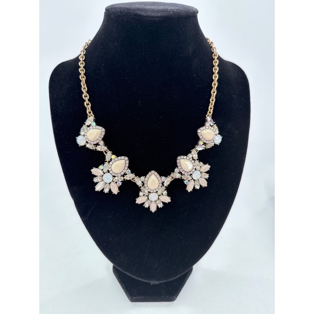 Vintage Statement Necklace Bib Peach Neutral Aurora Borealis‎